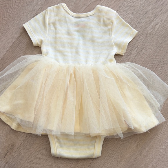 Disney Pooh Onesie with Tulle Skirt size 3-6m - Picture 4 of 4